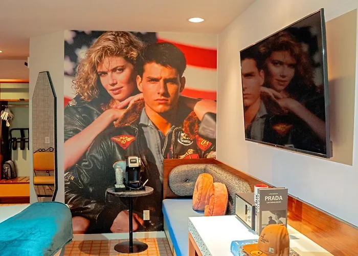 The Hollywood Franklin Hotel Near Universal Studios